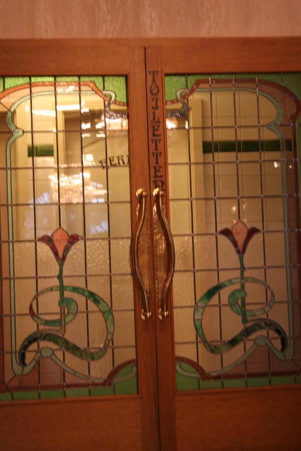 Hotel Goldener Loewe Kevelaer Bagian luar foto