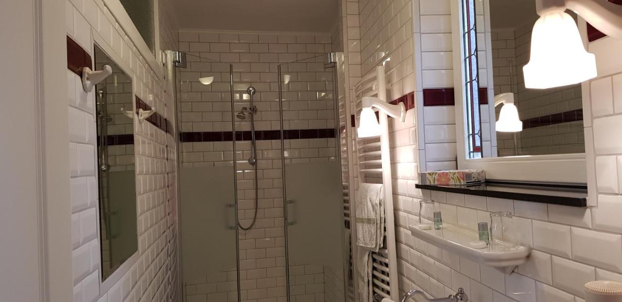 Hotel Goldener Loewe Kevelaer Bagian luar foto